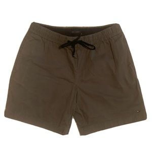 Tommy Hilfiger mens flat front shorts 7” inseam th flex gray drawstring size L
